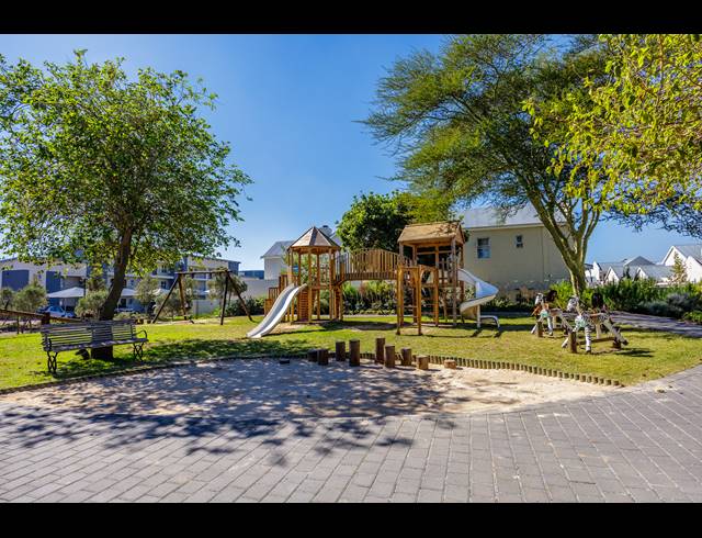 2 BEDROOM APARTMENT FOR SALE IN LANGEBERG RIDGE
